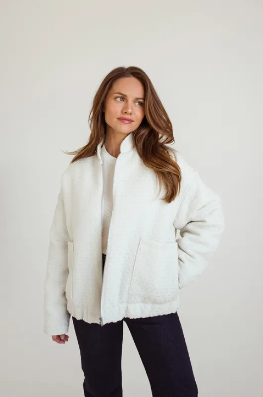 Jacket Angela Bomber Crème sold by Boutique Elena