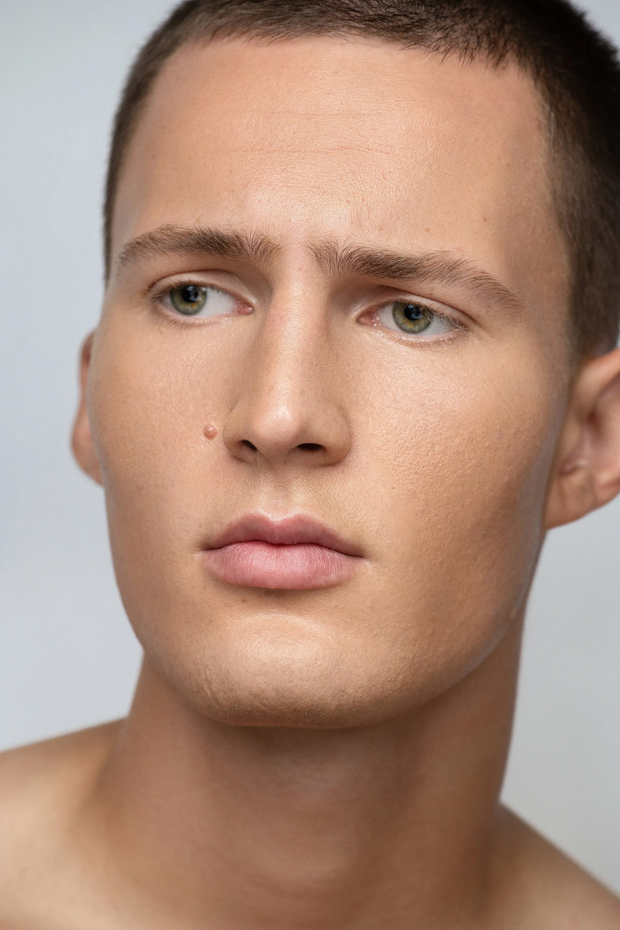 Fond De Teint #5 Moyen Foncé sold by Boutique Elena product image thumbnail 2