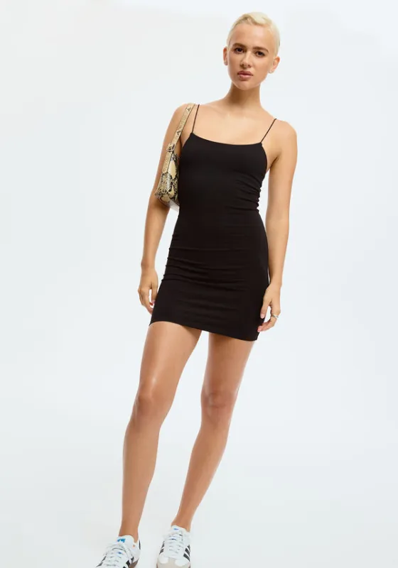 Minirobe Ace sold by Boutique Elena