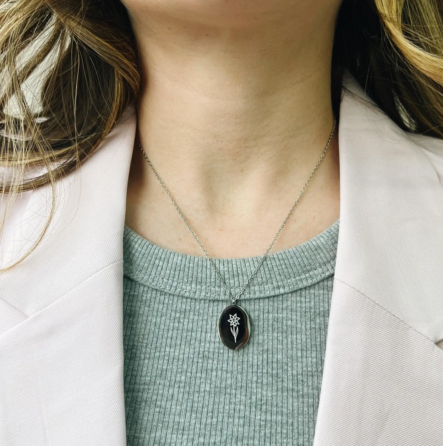 Collier Fleurs De Naissance Argent - Mars sold by Boutique Elena