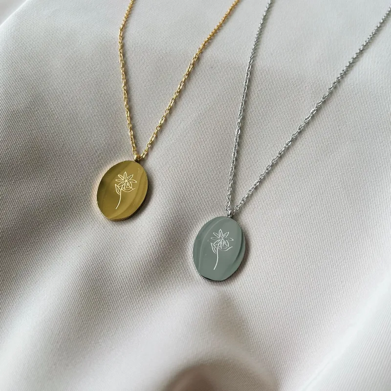 Collier Fleurs De Naissance Argent - Mai sold by Boutique Elena