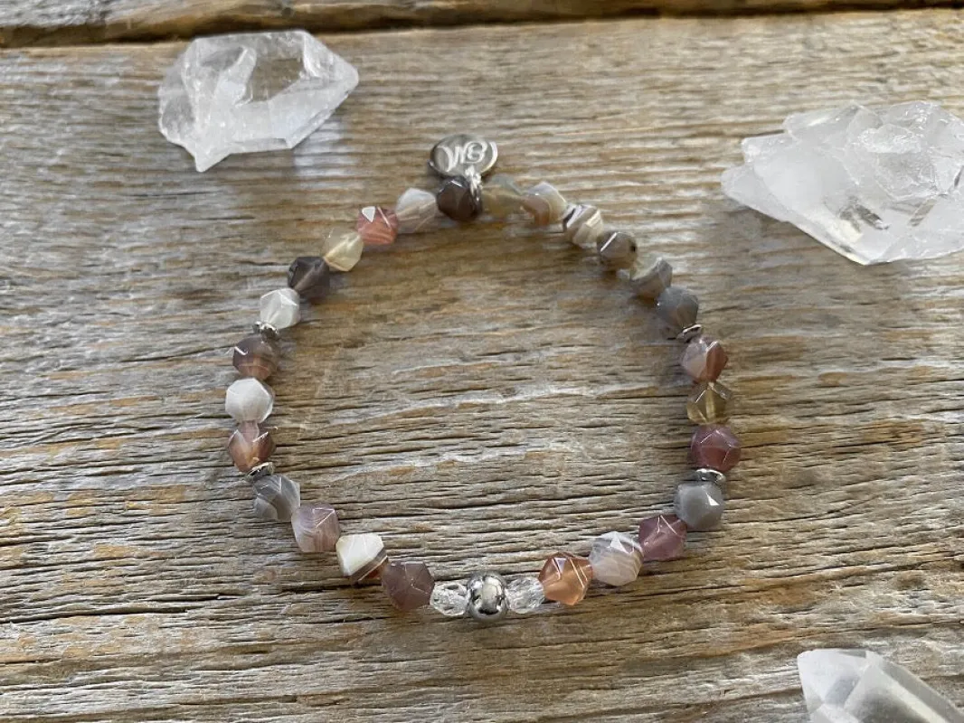 Bracelet Positivity sold by Boutique Elena