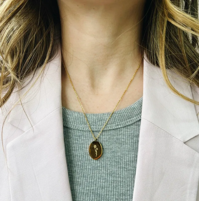 Collier Fleurs De Naissance Or - Octobre sold by Boutique Elena