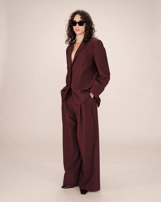 Veston Strong Bordeaux made by Boutique Elena