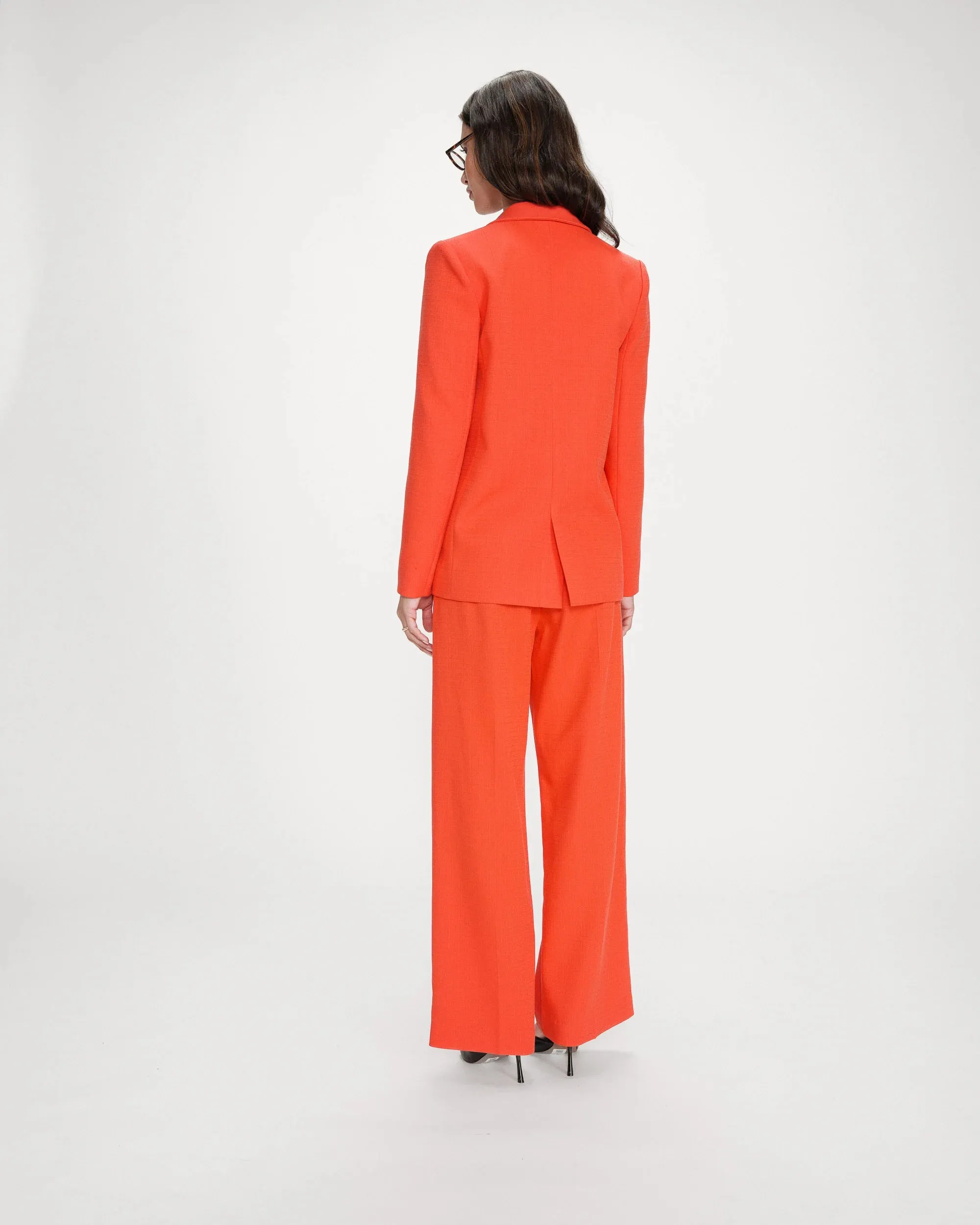 Veston Parfaite Sanguine sold by Boutique Elena product image thumbnail 3