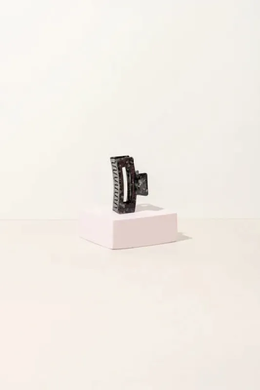 Pince PW Black Small made by Boutique Elena