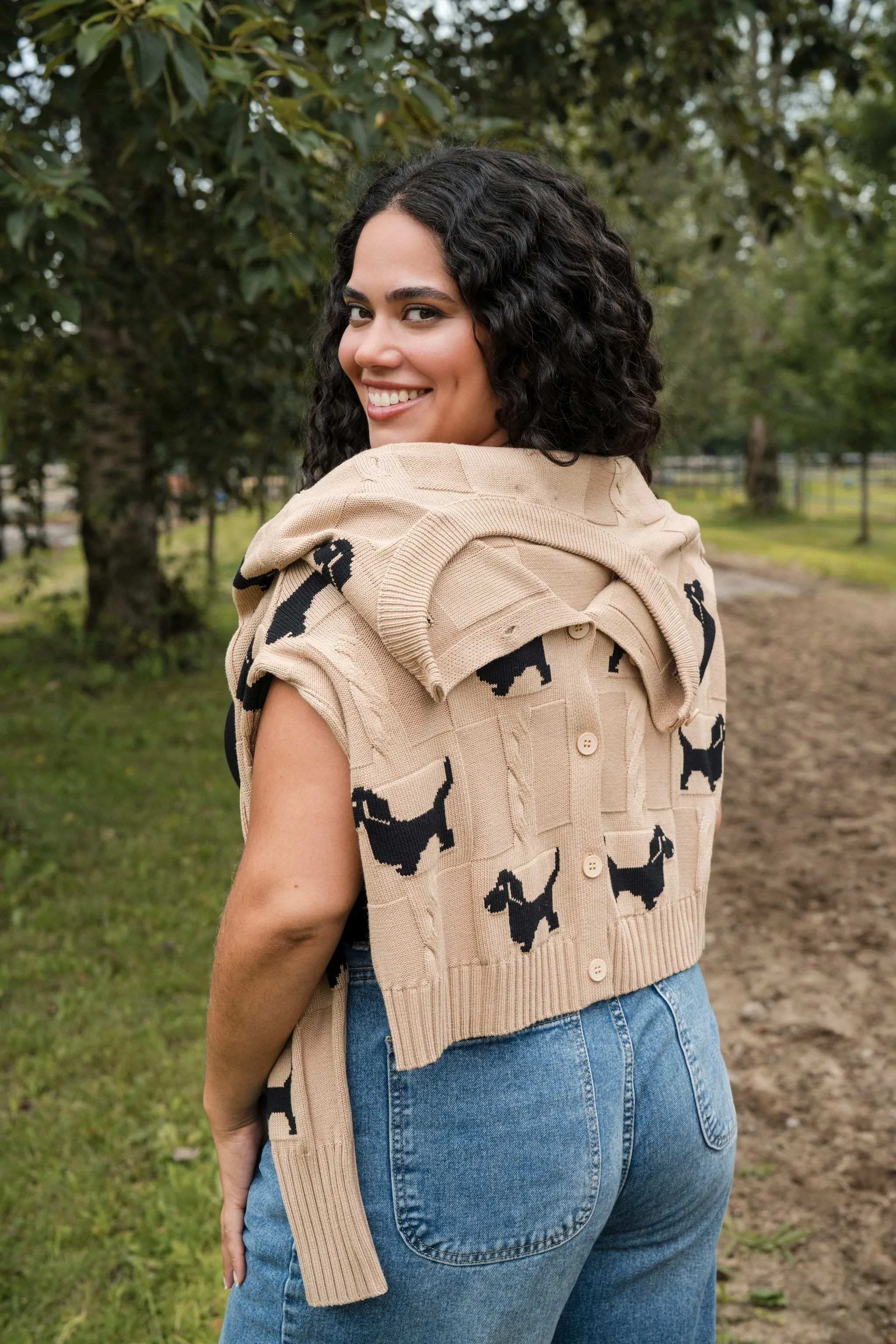Cardigan Chiens Saucisses Sable sold by Boutique Elena product image thumbnail 2