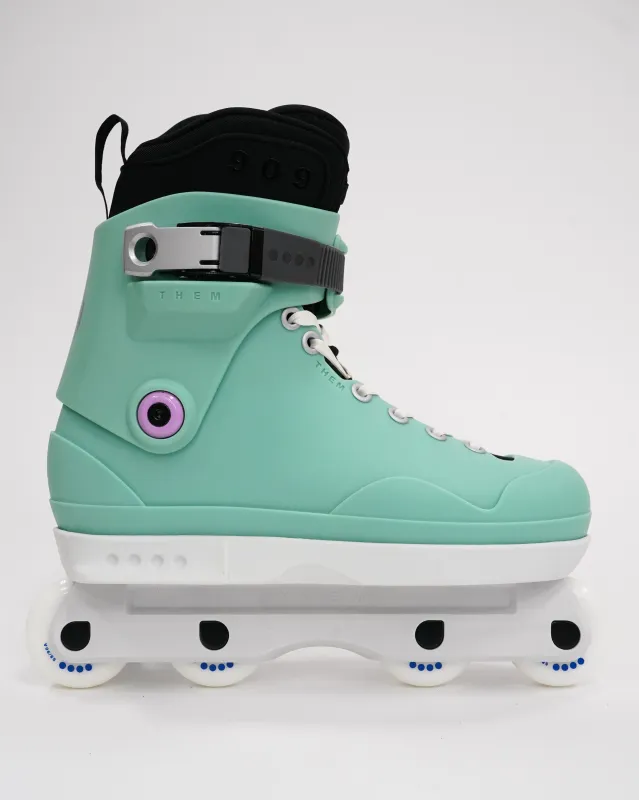 909 CHIHIRO COMPLETE w. 909 INTUITION LINER sold by Them Skates