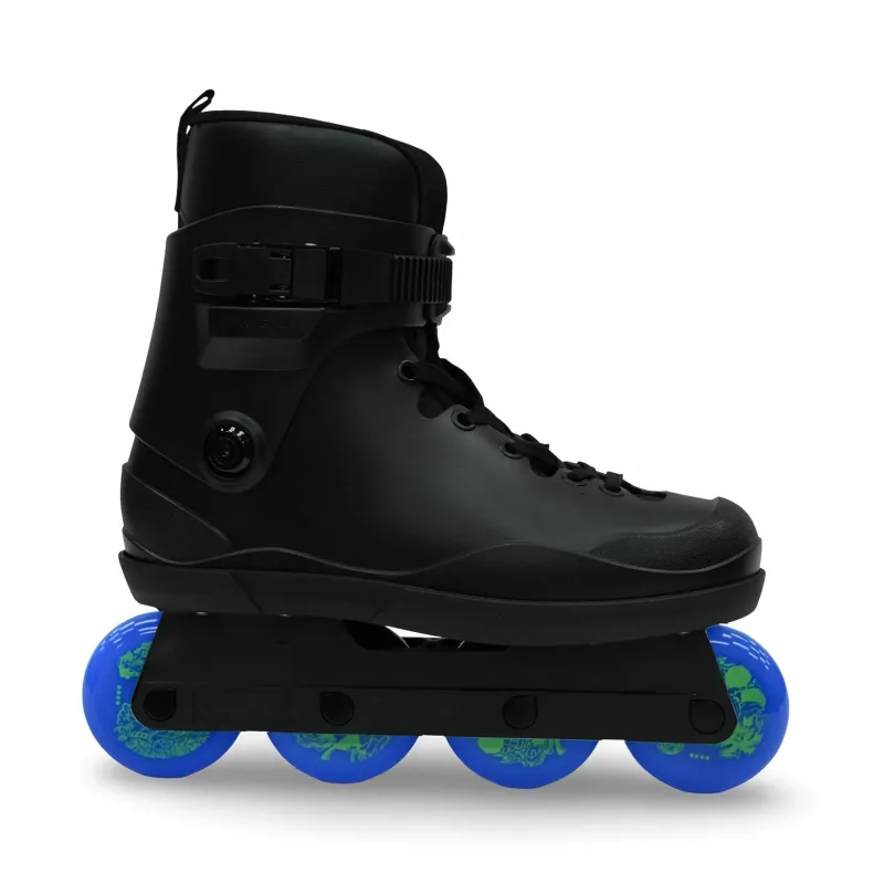 901 80S BLACK - BLUE JSR WHEELS - HYPER CUFF made by Them Skates