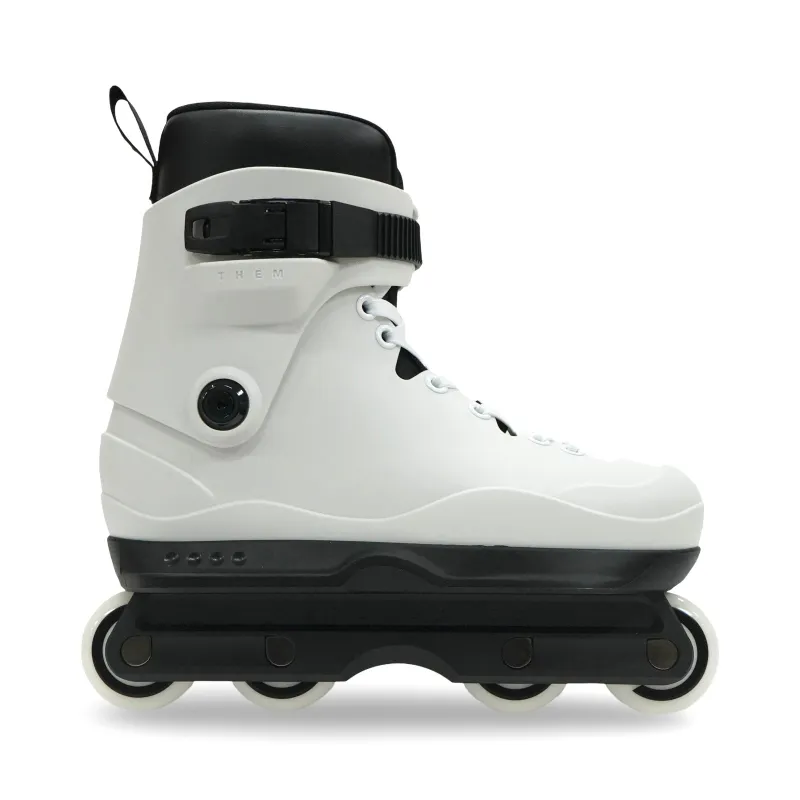 901 WHITE COMPLETE - BLACK SOULS - BLACK FRAMES made by Them Skates