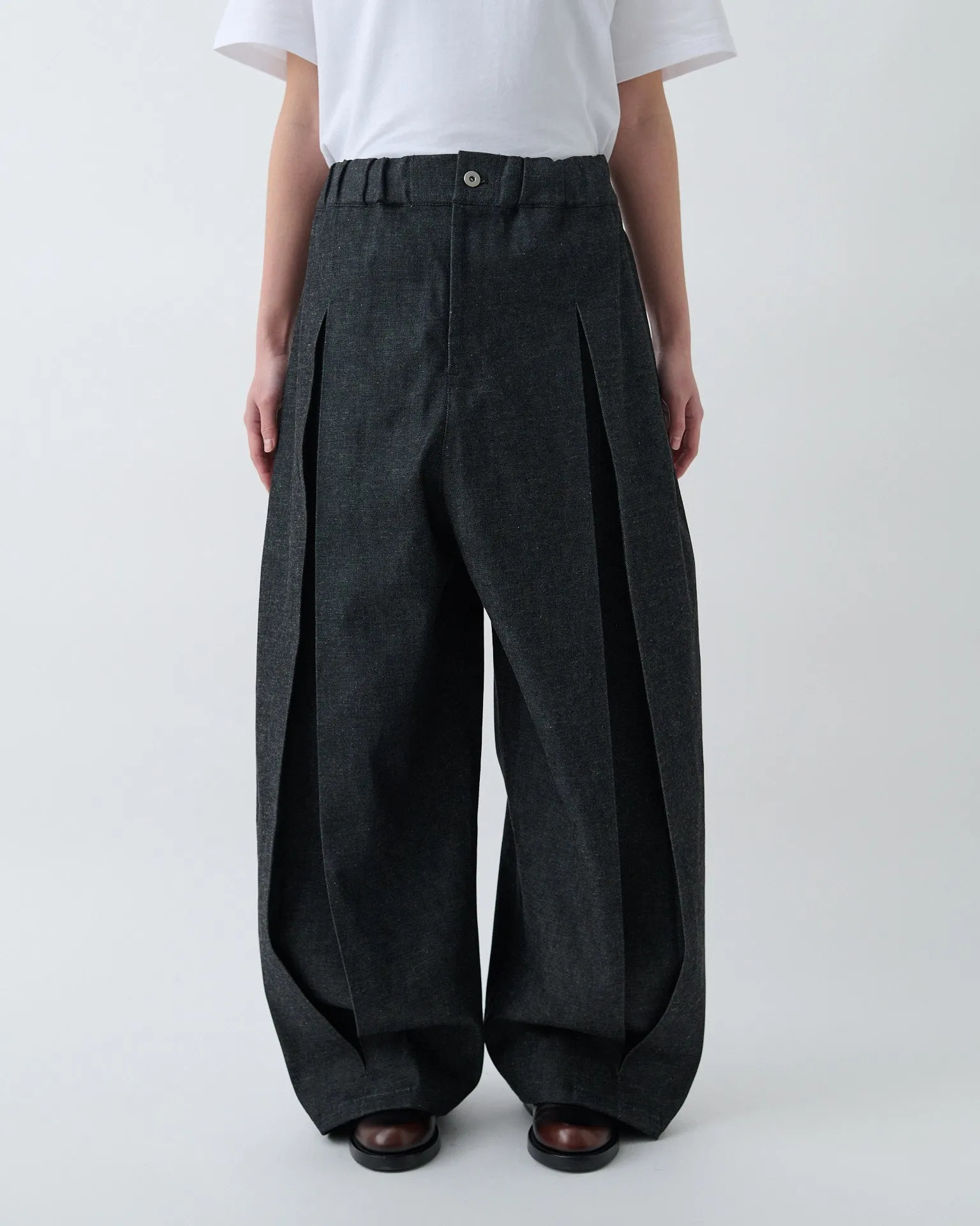 AW26 Box Pleat Trouser Denim (Unisex) - Raw Black sold by Sage Nation product image thumbnail 4