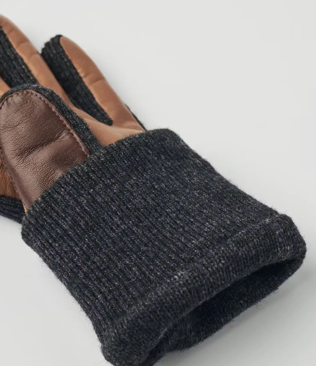 Hestra W's Jeanne Glove - Chestnut / Cork sold by Old Souls NY product image thumbnail 3