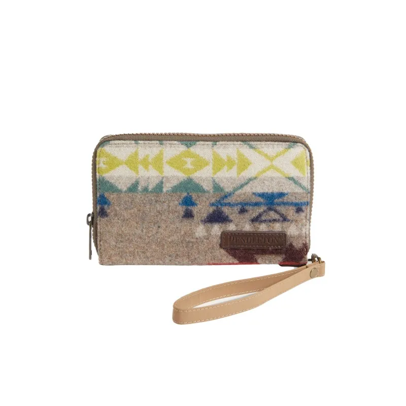 Pendleton Smartphone Wallet made by Pendleton