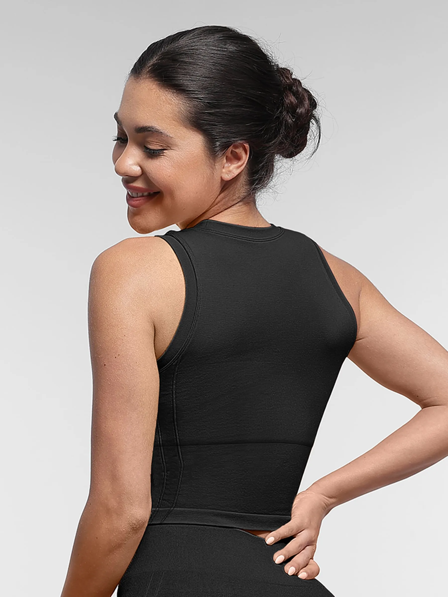 Feelingirl Seamless Sports Top with Built-in Bra sold by FeelinGirl product image thumbnail 4