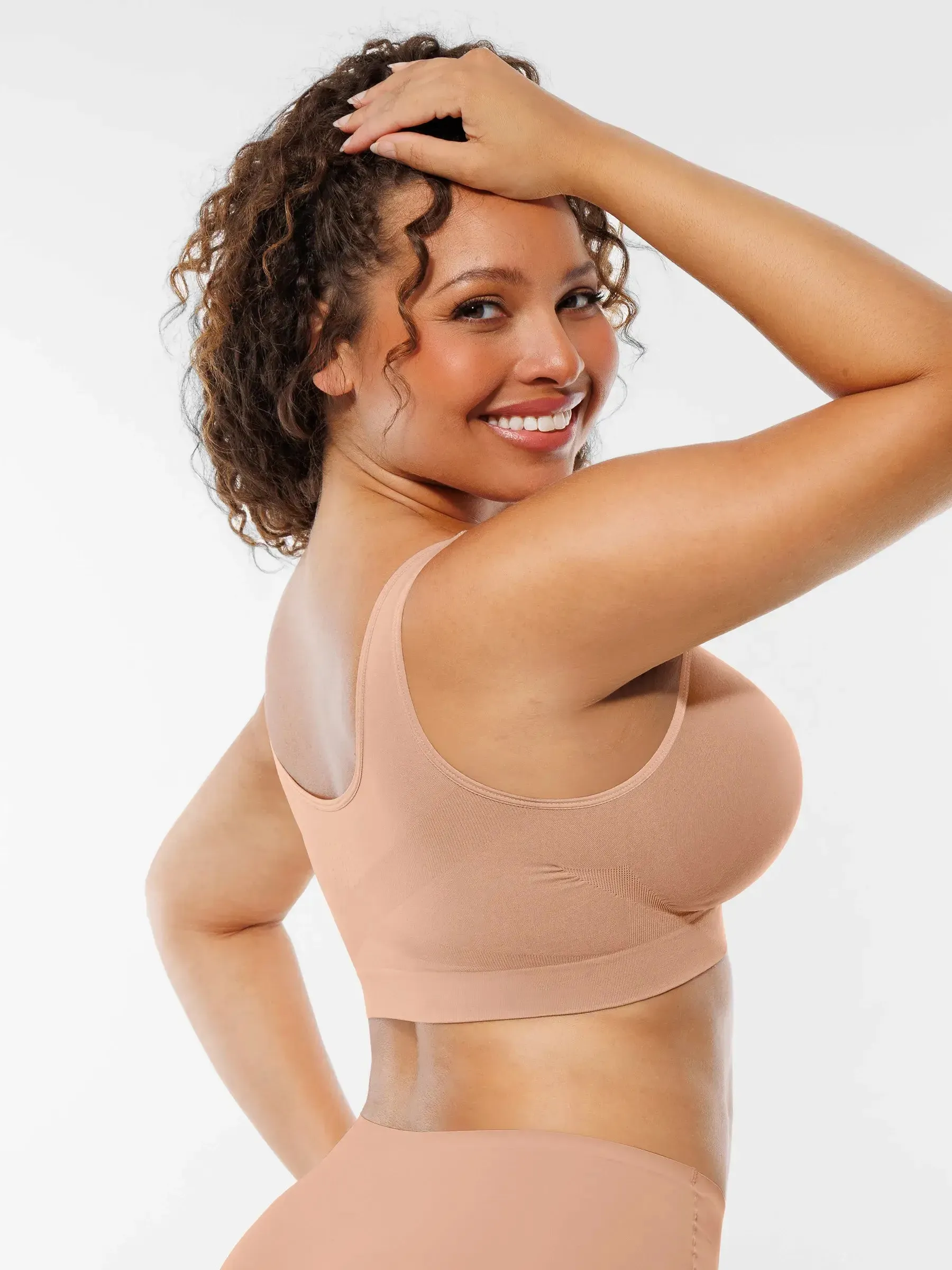 Seamless Wireless Full Coverage Bra sold by FeelinGirl product image thumbnail 2