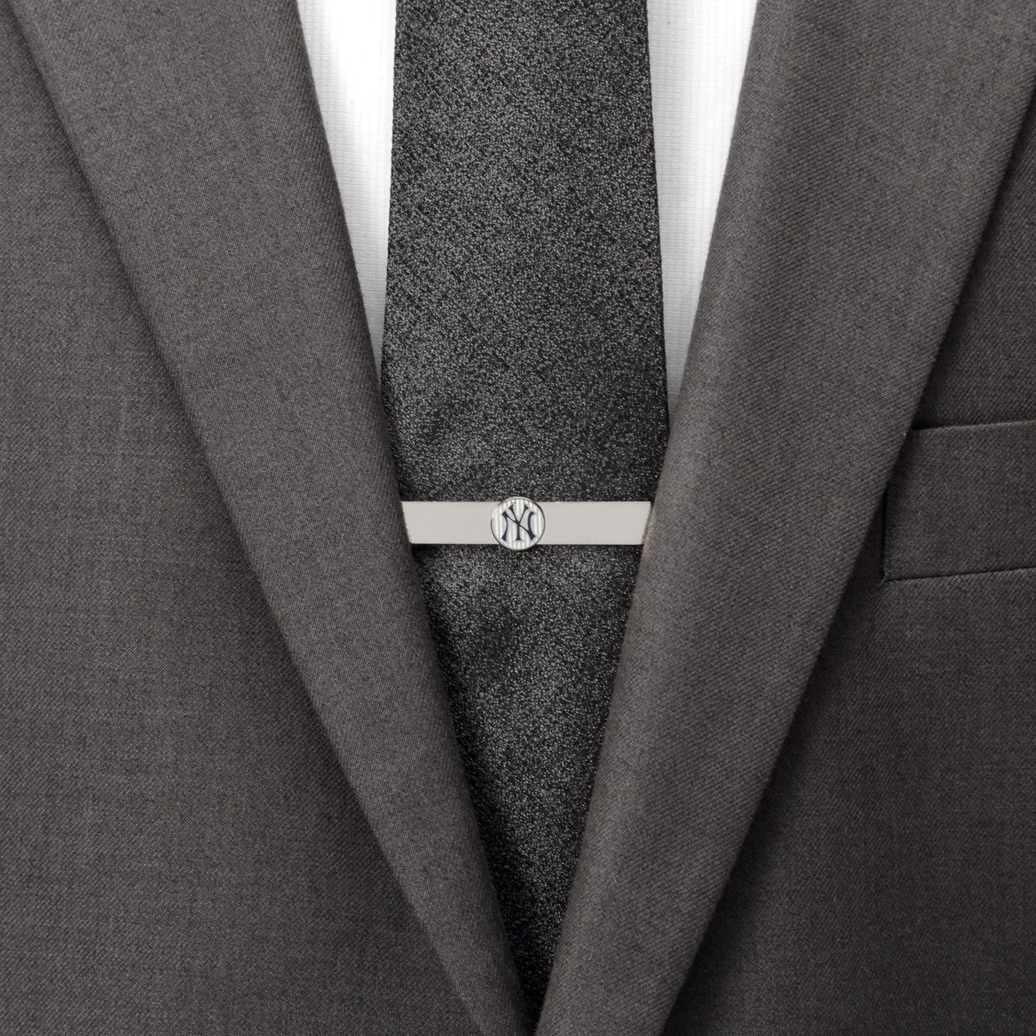 MLB New York Yankees Pinstripe Tie Bar sold by Sartoro product image thumbnail 2