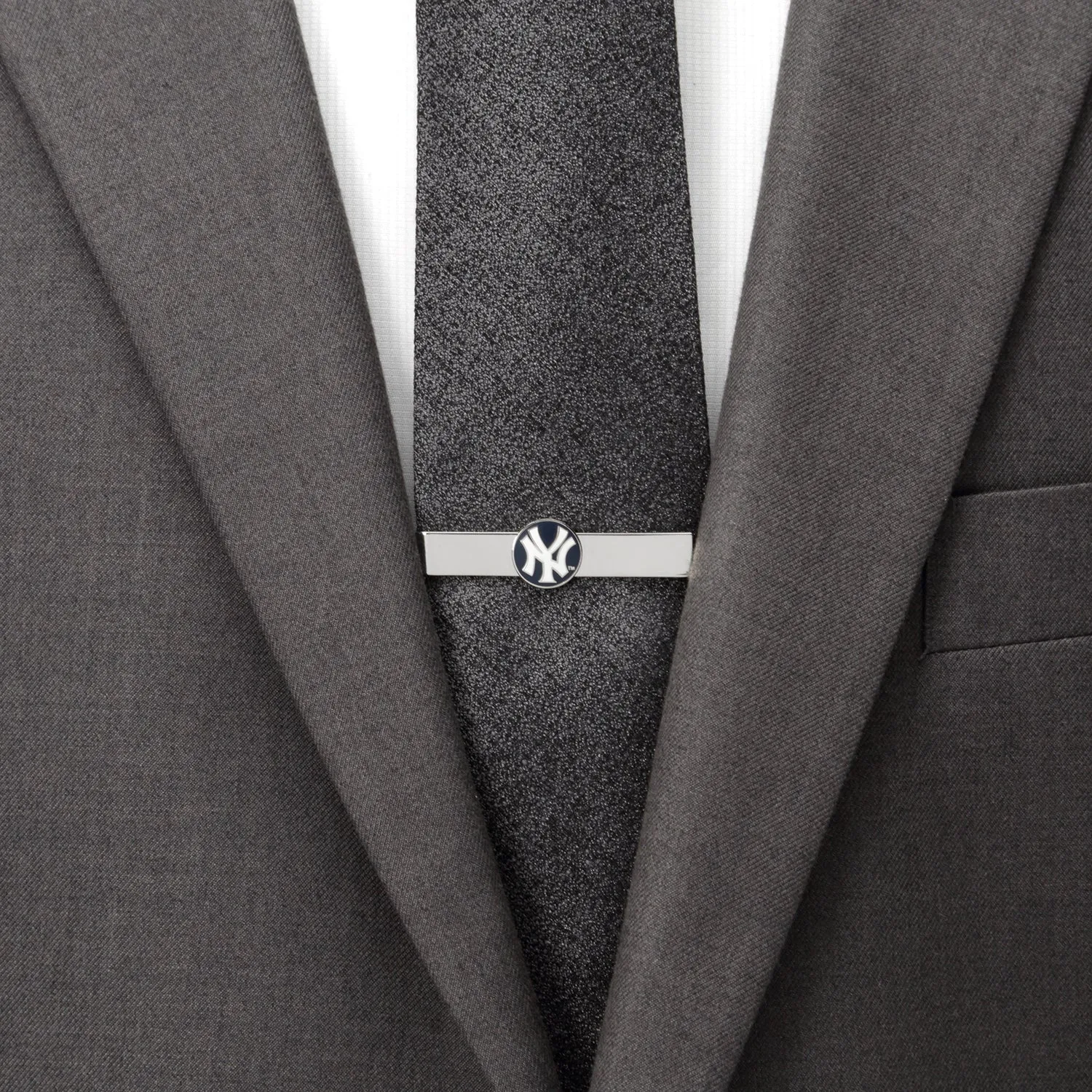 MLB New York Yankees Tie Bar sold by Sartoro product image thumbnail 2