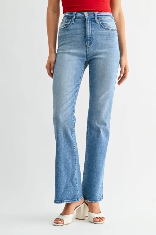 The Vintage Relaxed Slight Flare made by Just Black Denim