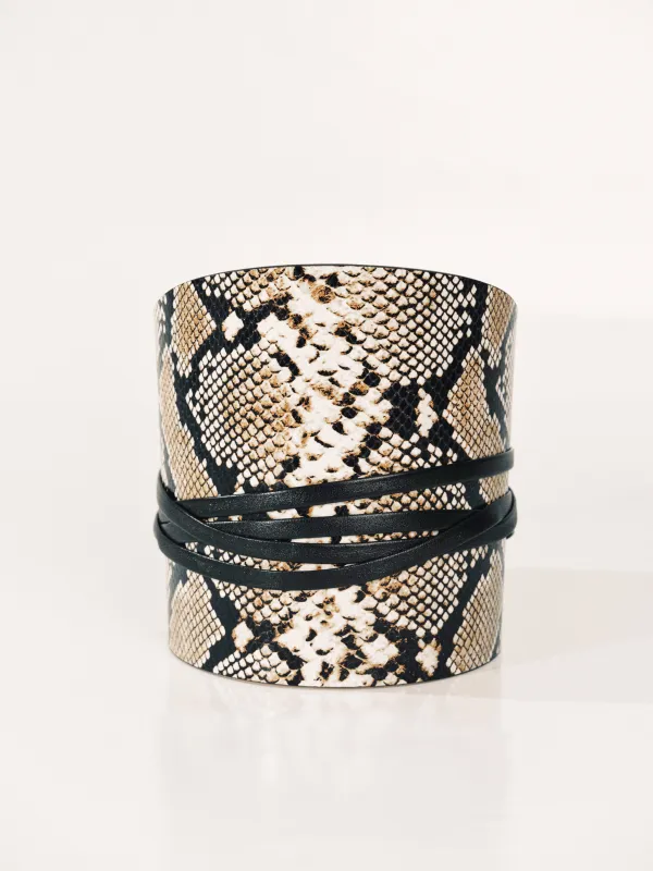 Undone Corset Snake made by Dehanche