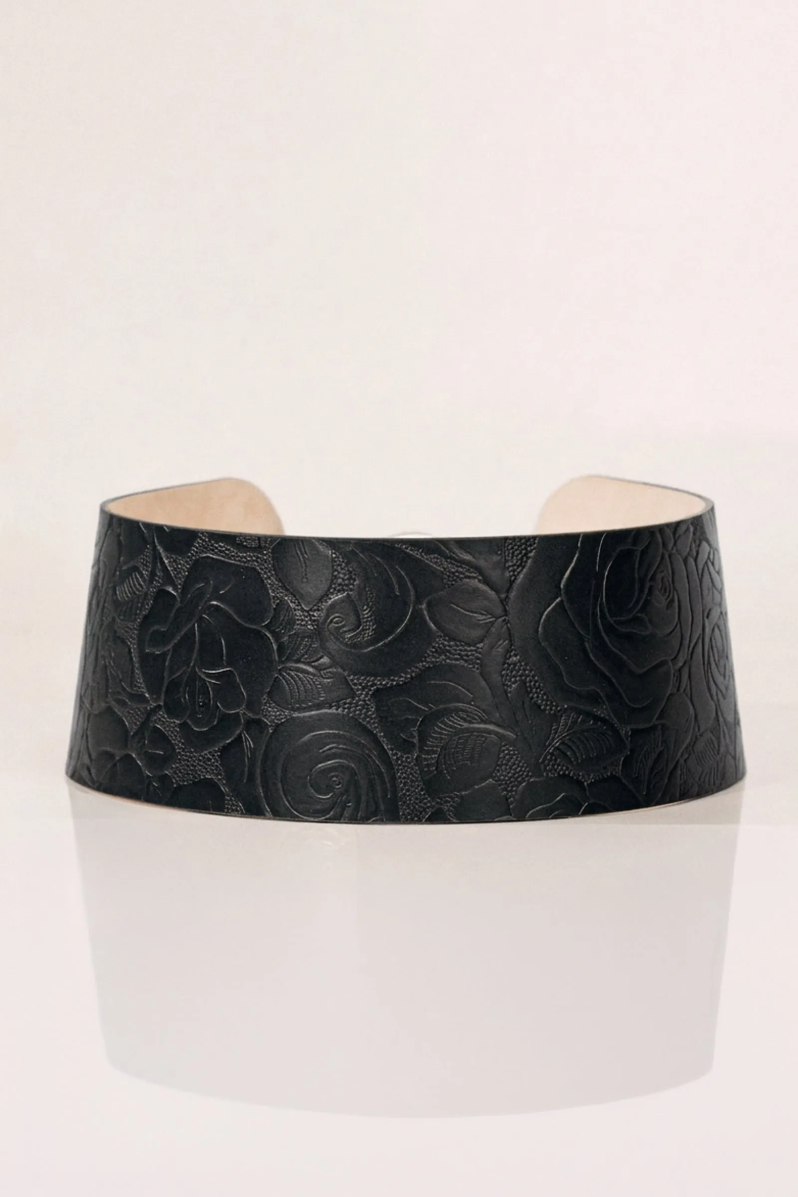 Rimbaud Black Floral Gold sold by Dehanche product image thumbnail 3