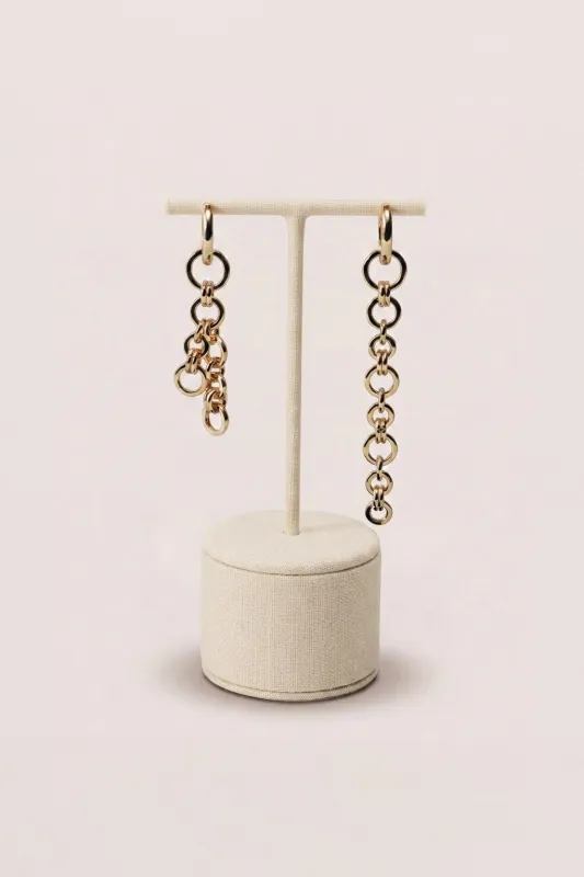 Revenge Asymmetrical Earring Gold made by Dehanche