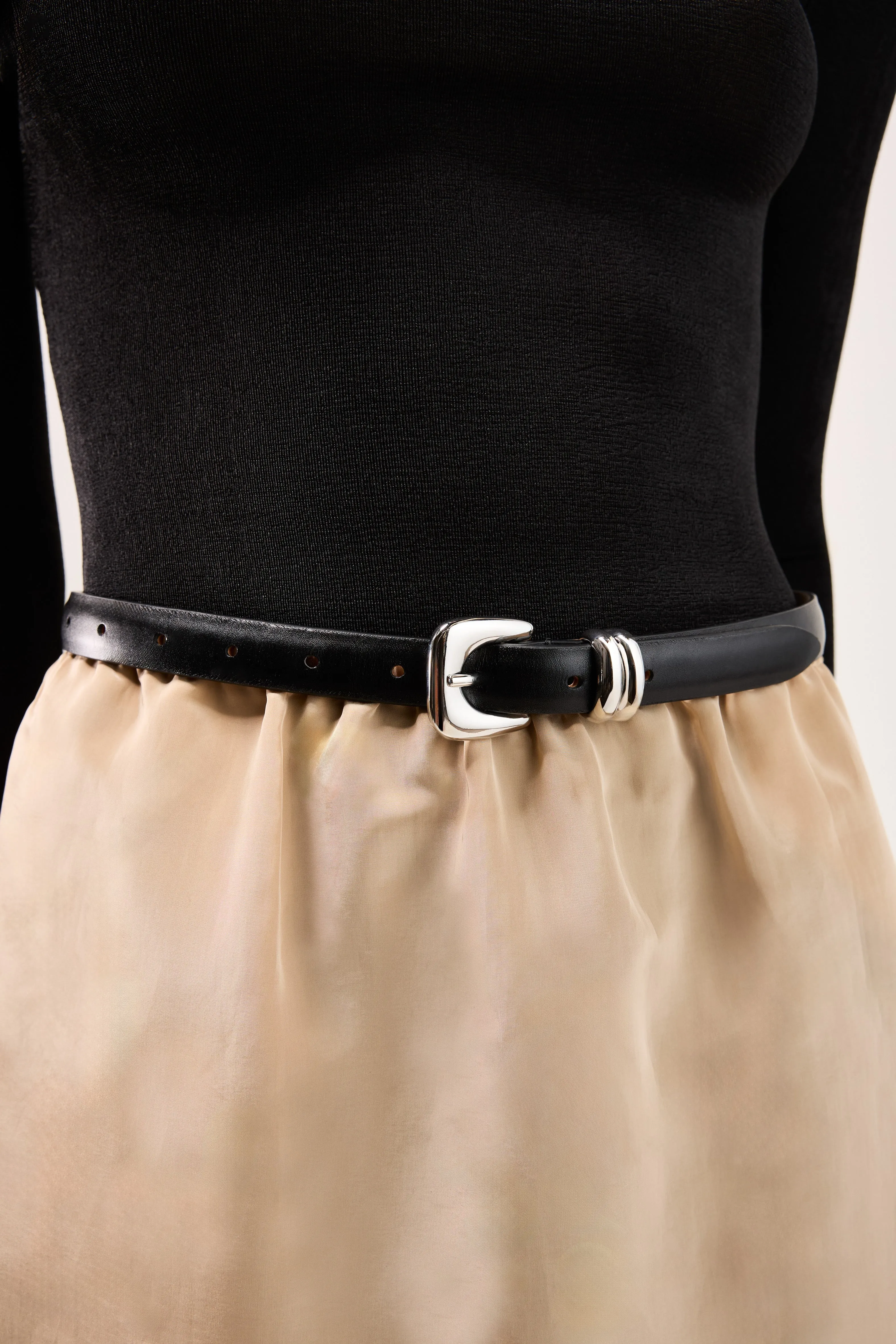 Altura Black Silver sold by Dehanche product image thumbnail 2