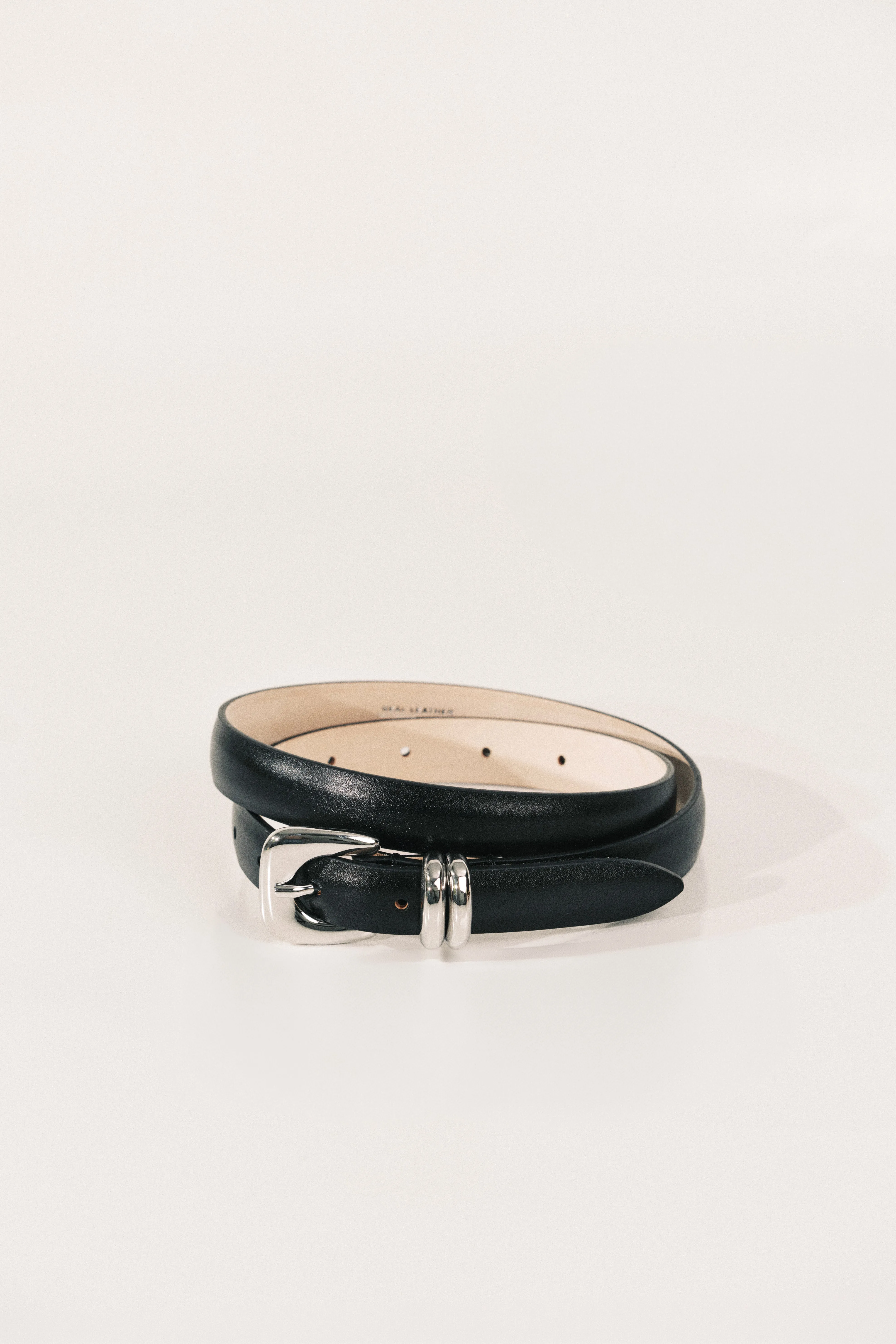 Altura Black Silver sold by Dehanche product image thumbnail 4
