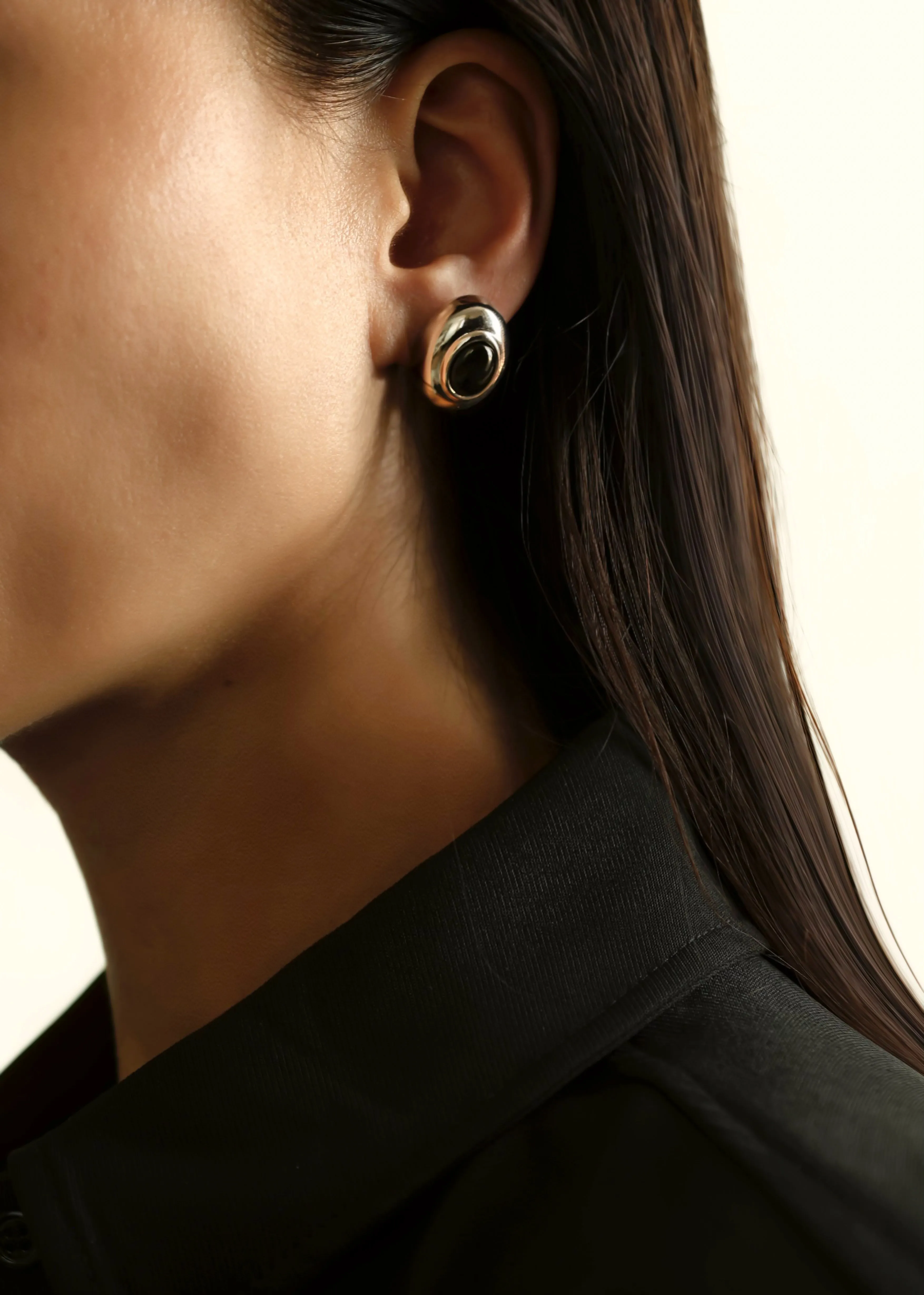 Stone Stud Earring Onyx & Silver sold by Dehanche product image thumbnail 2