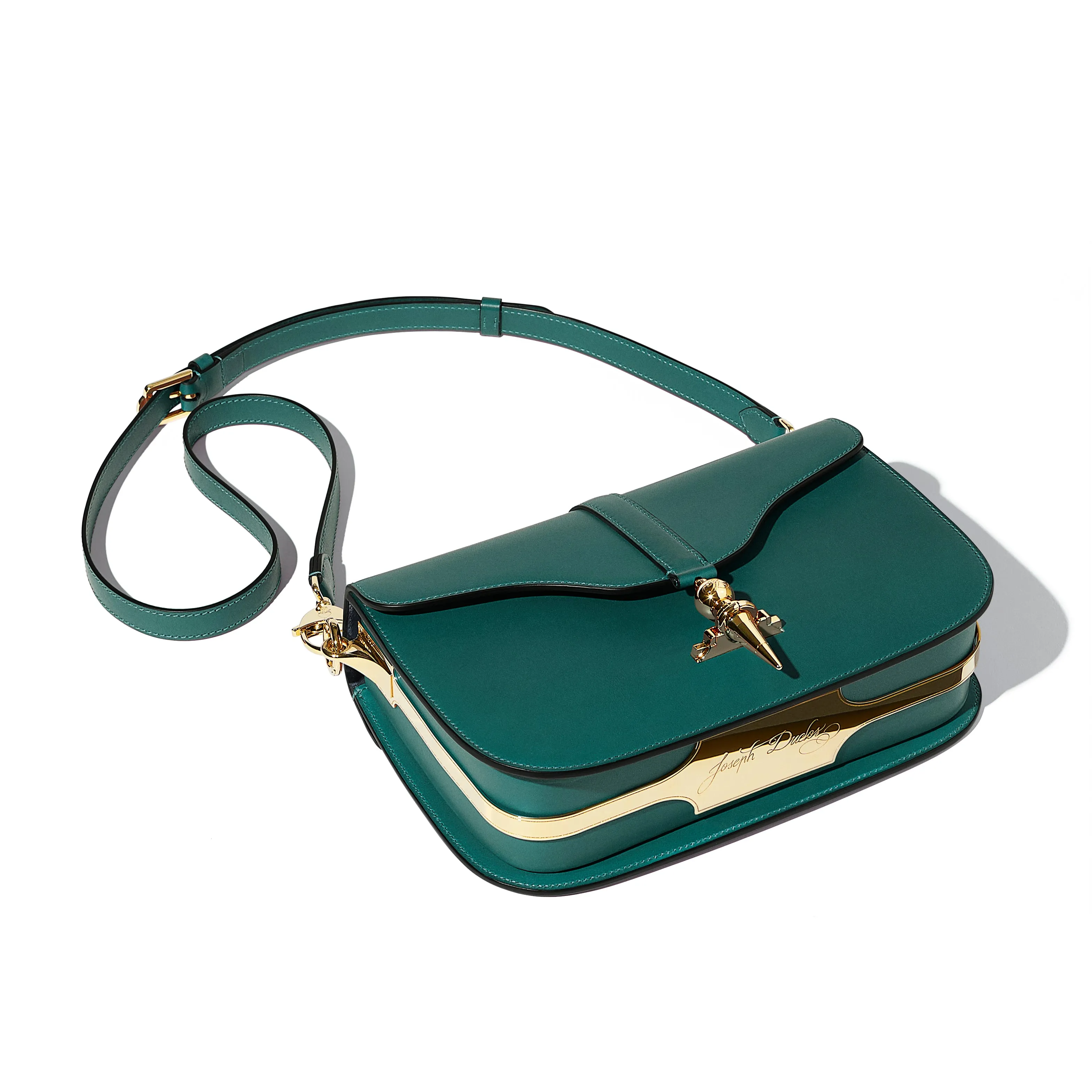 Diane Messenger in Nénuphar Héritage leather sold by Joseph Duclos product image thumbnail 4