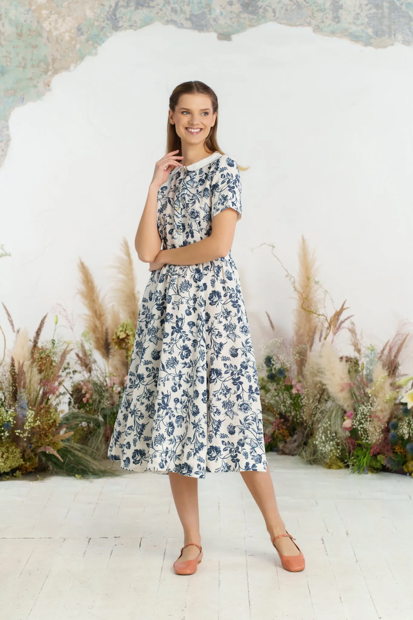 Classic Dress, Short Sleeve sold by Son de Flor product image thumbnail 4