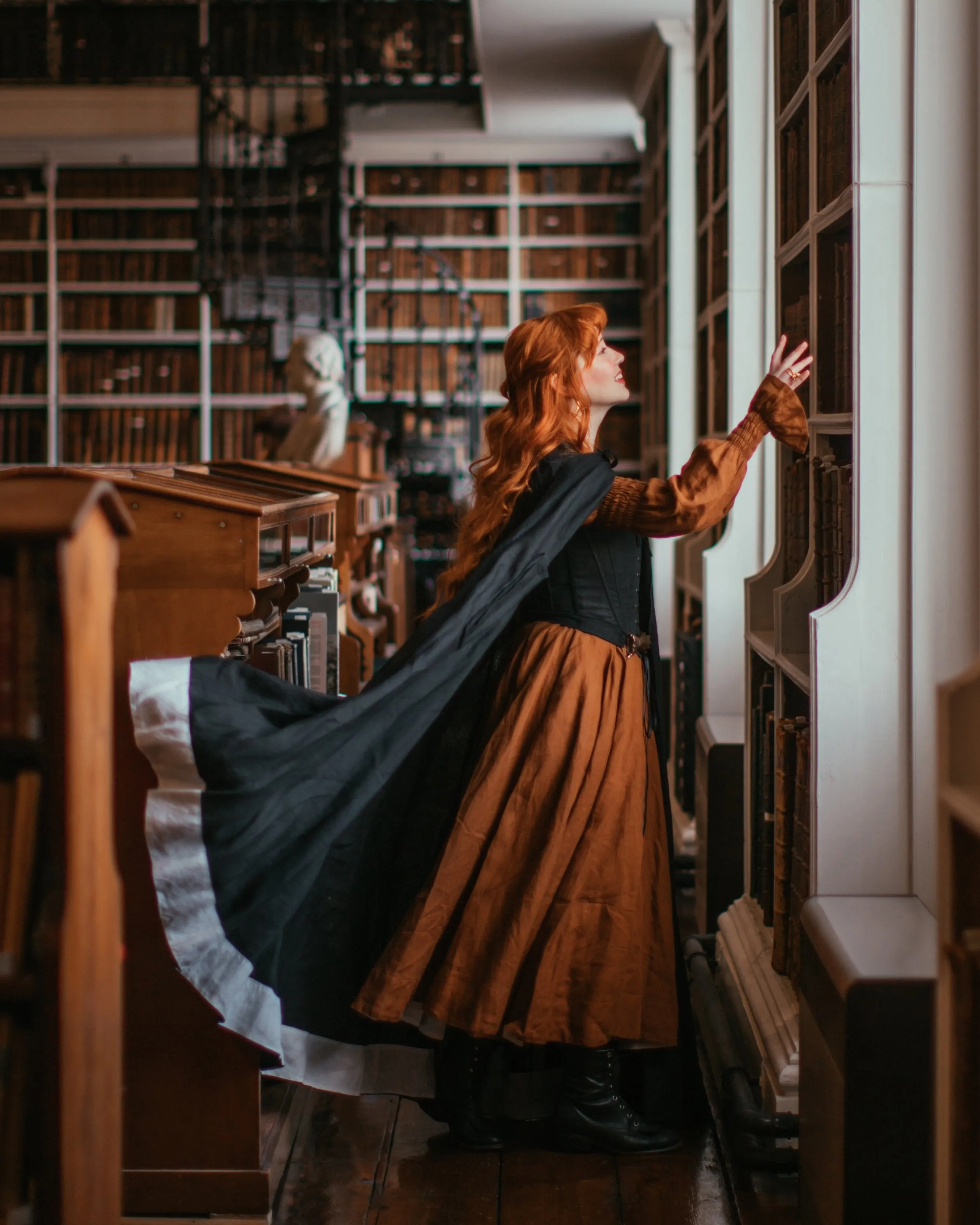 Willow Cape sold by Son de Flor