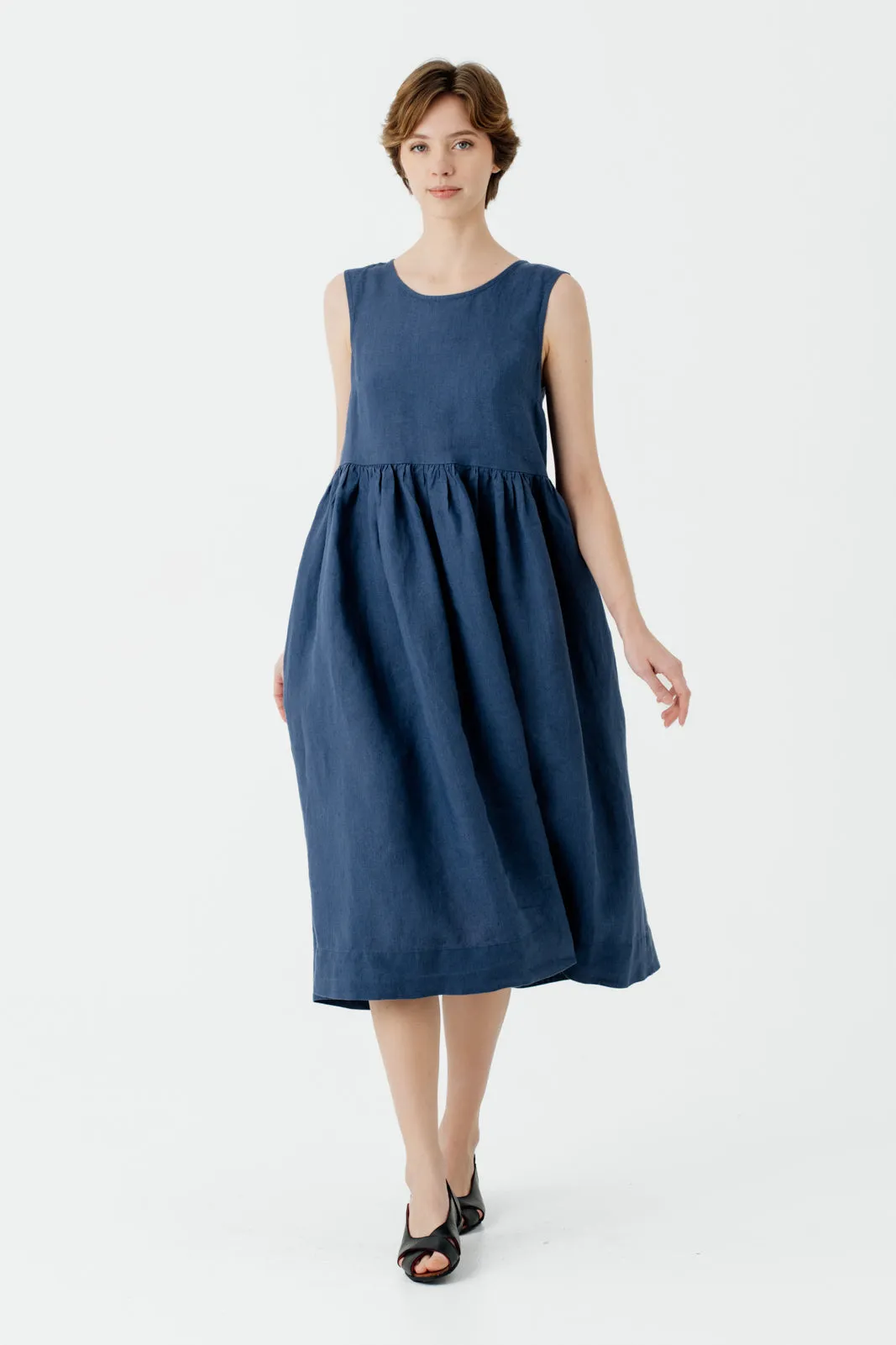 Smock – Oversized Sleeveless Linen Dress sold by Son de Flor product image thumbnail 3