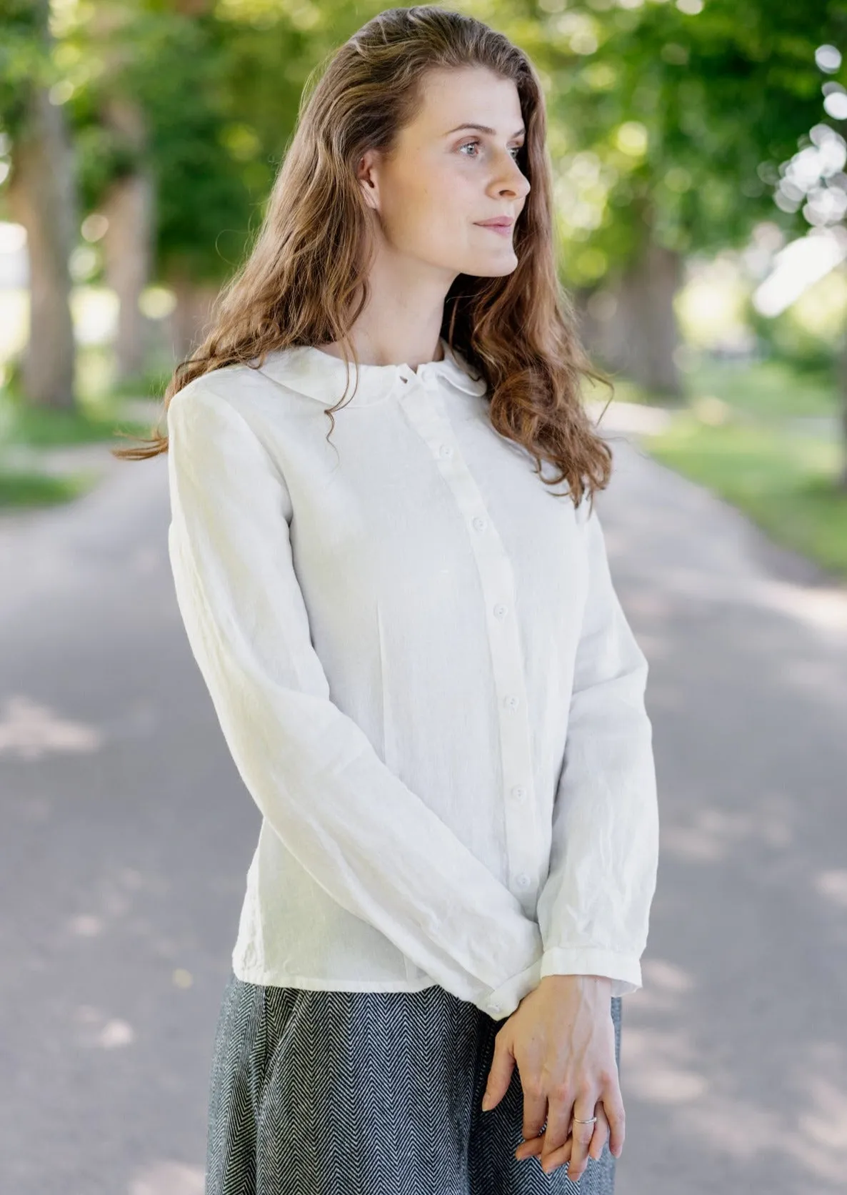 Classic – Linen Shirt with Peter Pan Collar sold by Son de Flor product image thumbnail 2