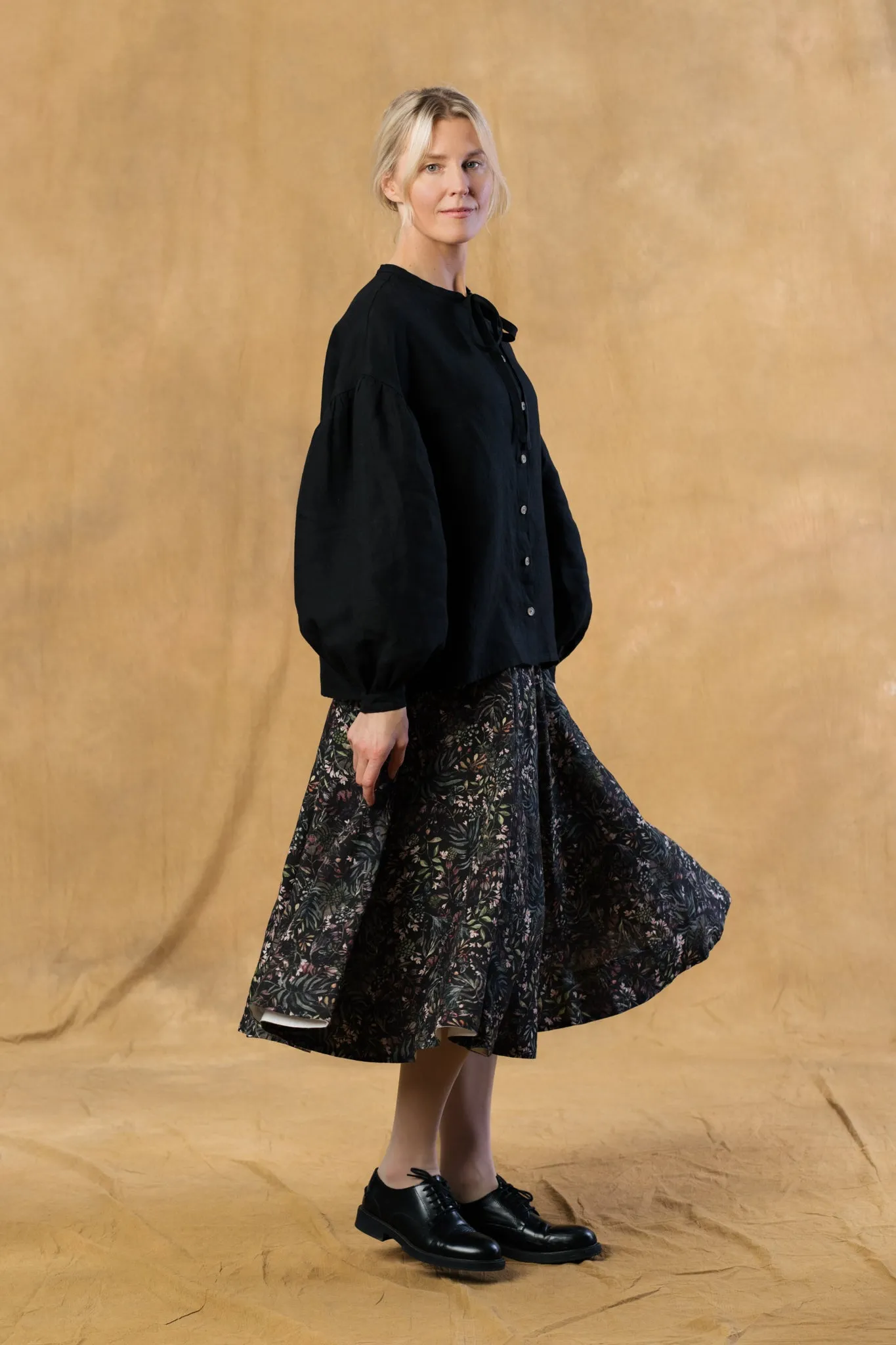 Clementine – Linen Shirt with Bow-Tie Collar sold by Son de Flor product image thumbnail 5