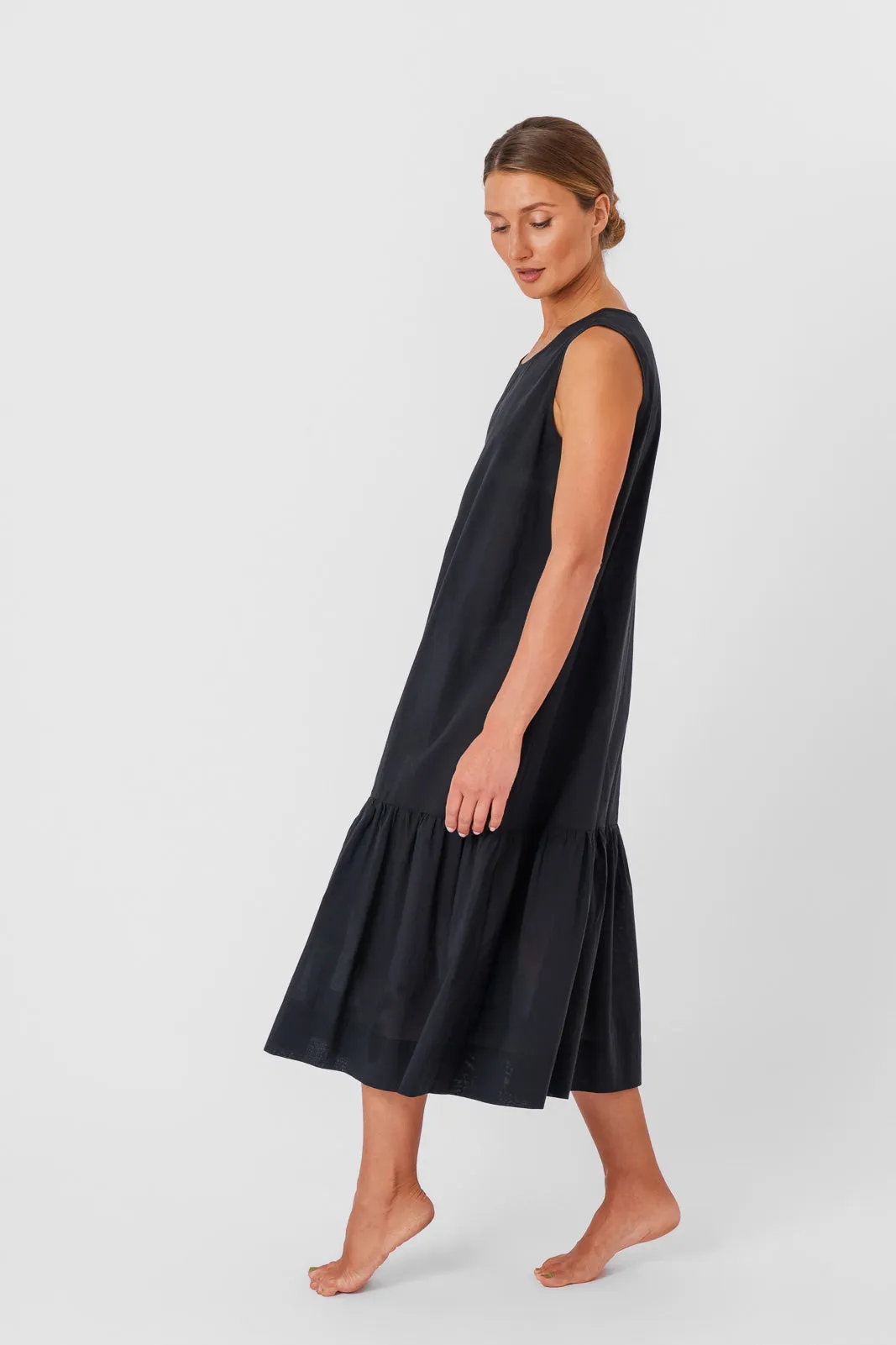 Tulip Petticoat, Sleeveless sold by Son de Flor