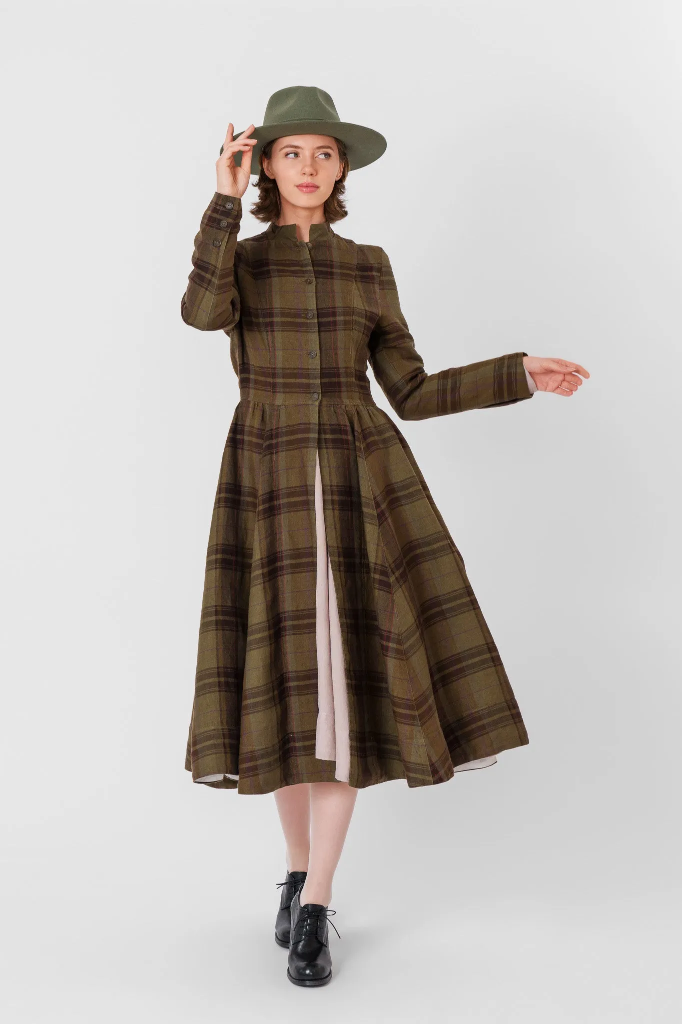 Victorian Coat, Twill Linen, Oak Tartan sold by Son de Flor product image thumbnail 3