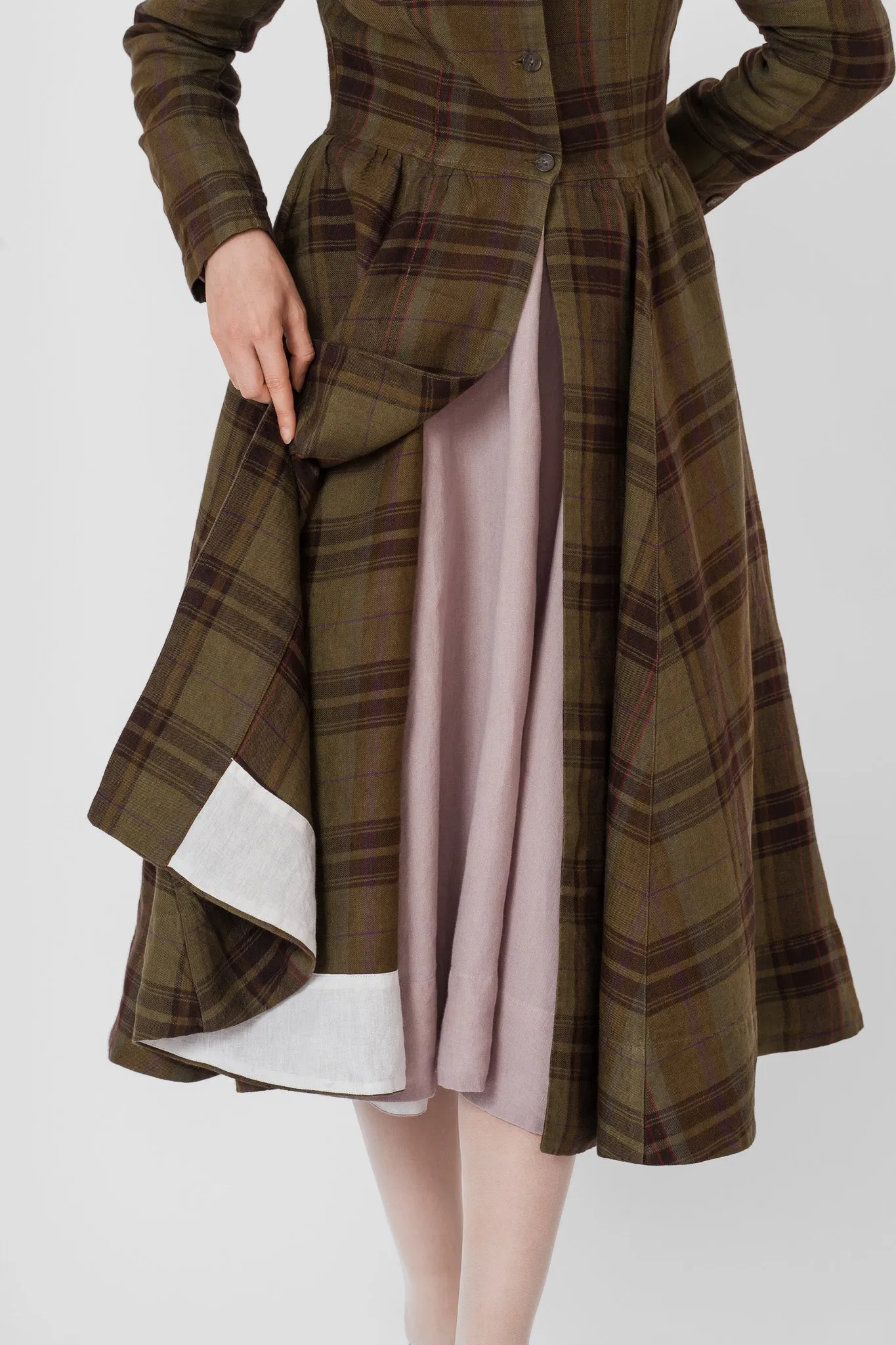 Victorian Coat, Twill Linen, Oak Tartan sold by Son de Flor product image thumbnail 4