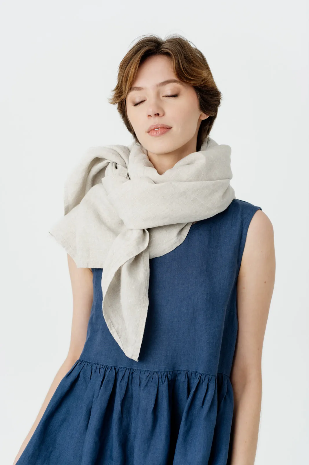 Palisandra – Linen Square Scarf sold by Son de Flor product image thumbnail 2