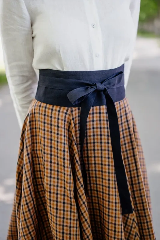 Ribbon – Adjustable Linen Waist Wrap sold by Son de Flor