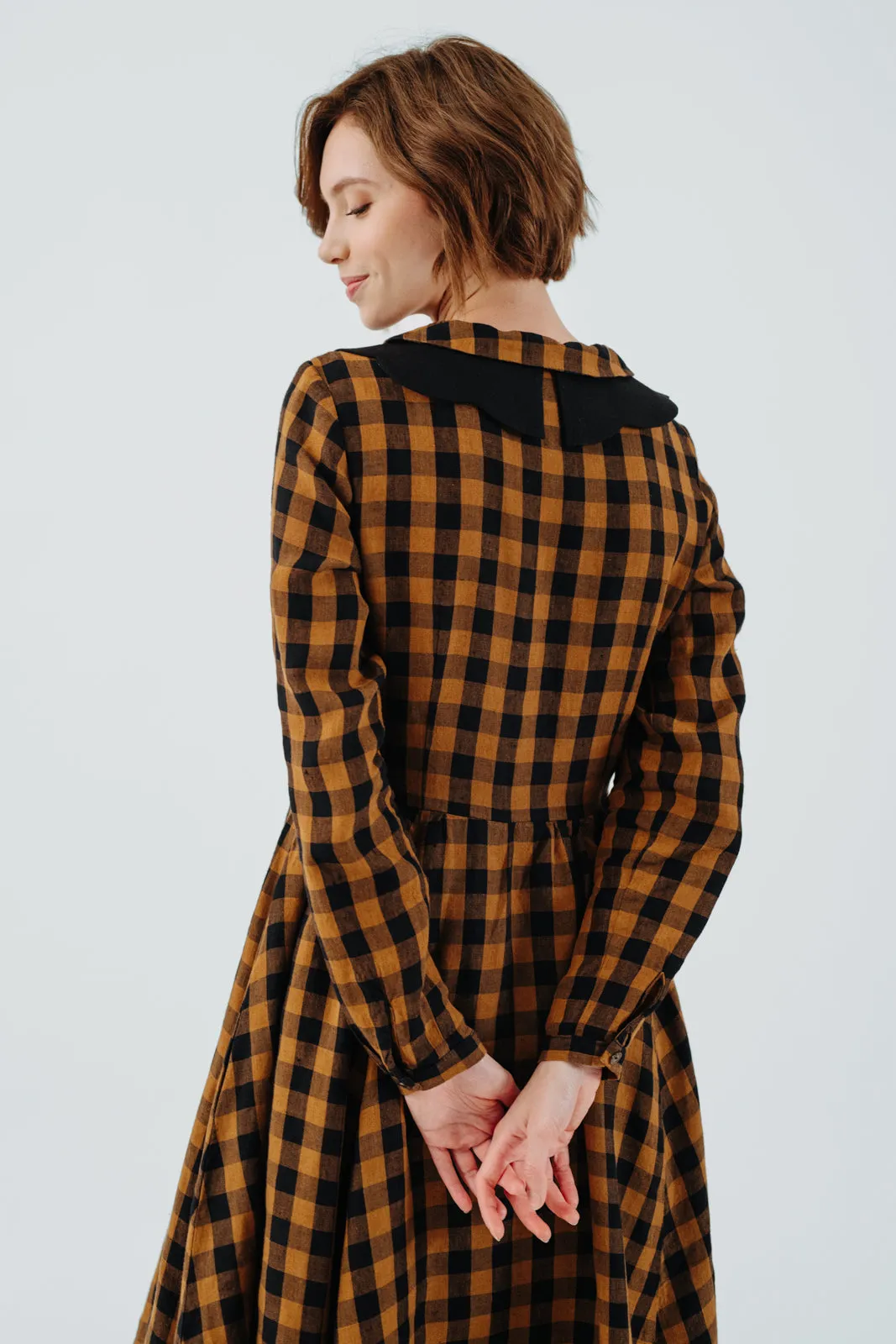 Magnolia Collar, Linen sold by Son de Flor product image thumbnail 4