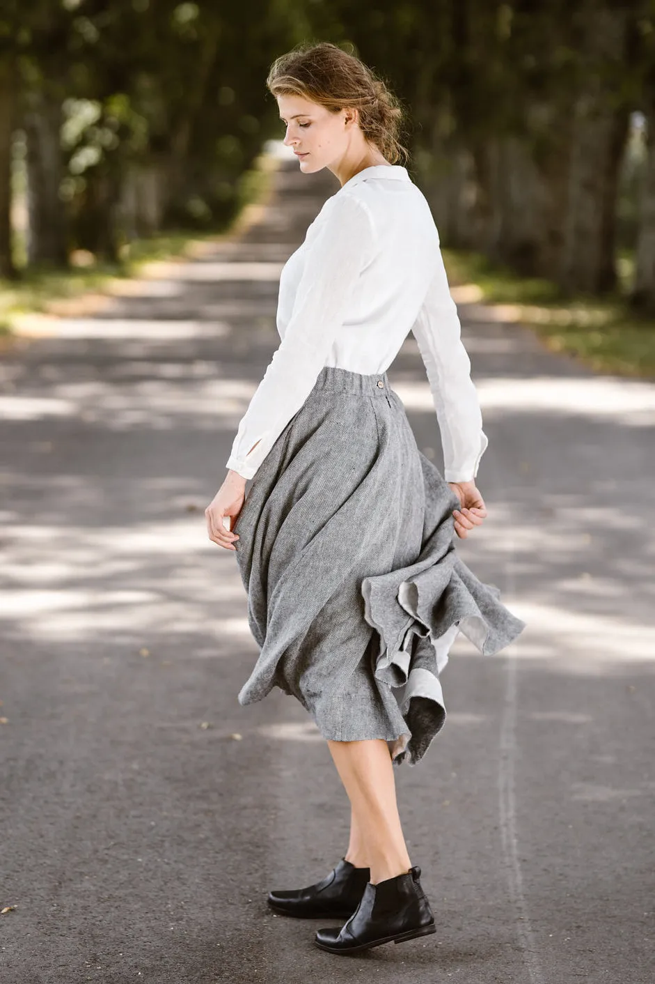 Classic Skirt, Twill Linen sold by Son de Flor product image thumbnail 2