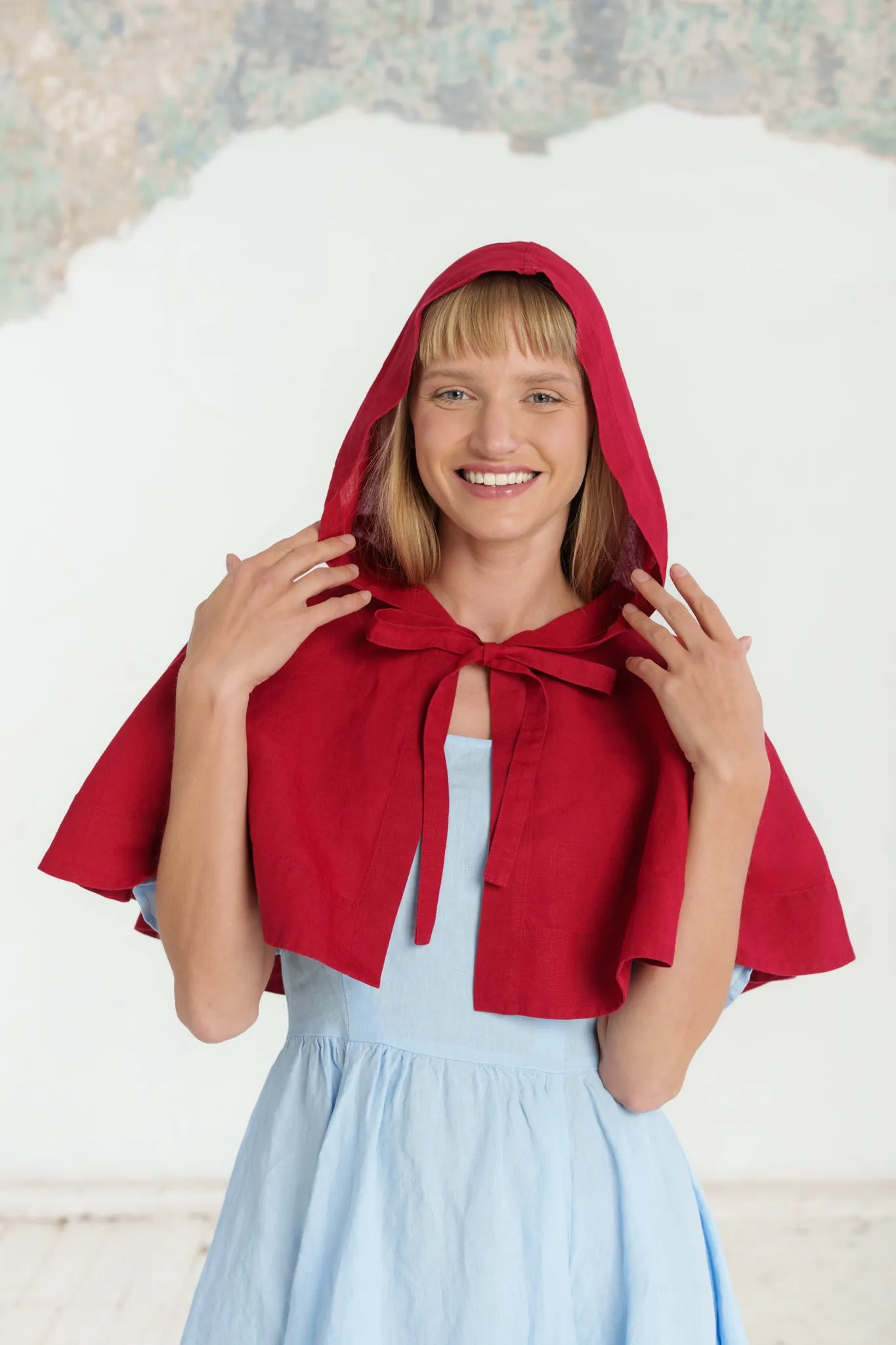 Mini Daisy Cape sold by Son de Flor product image thumbnail 2