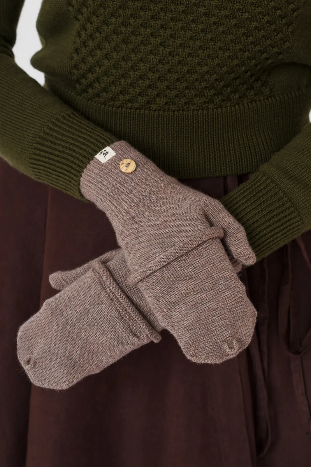Mittens, Merino Wool sold by Son de Flor product image thumbnail 3