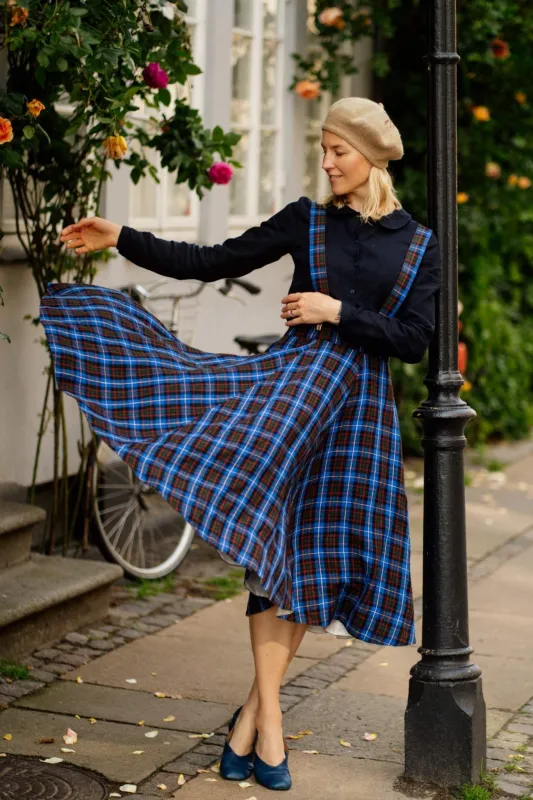 Classic – Full-Circle Linen Midi Skirt sold by Son de Flor