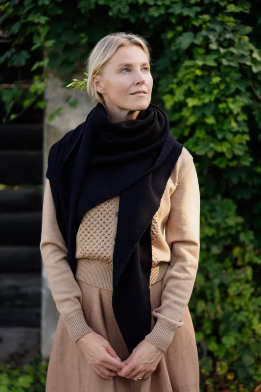 Elaine – Soft Triangular Scarf in Merino Wool sold by Son de Flor