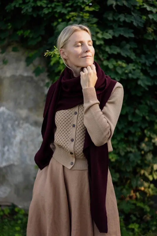 Elaine – Soft Triangular Scarf in Merino Wool sold by Son de Flor