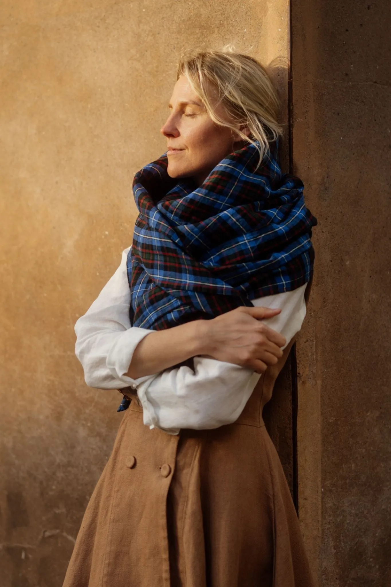 Palisandra – Linen Square Scarf sold by Son de Flor