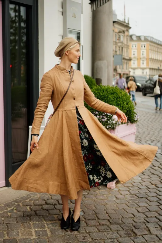 Victorian – Linen Coat with Mandarin Collar sold by Son de Flor