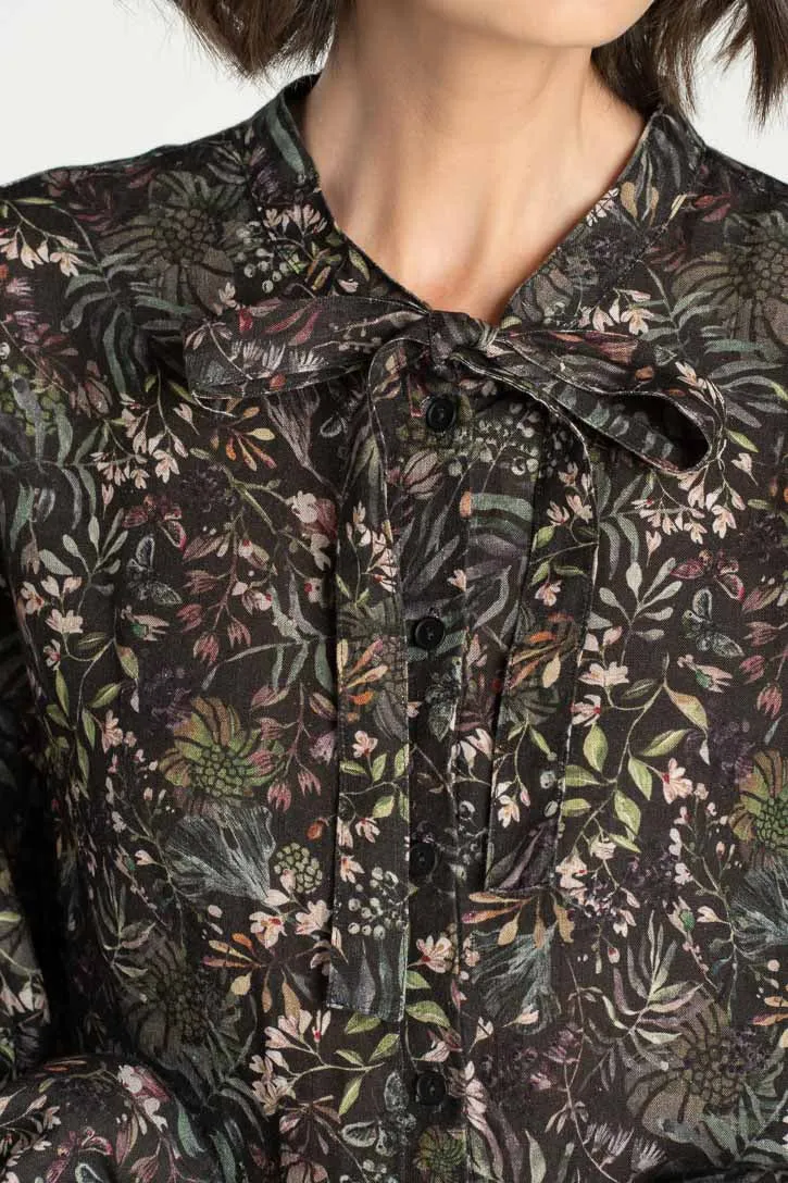 Clementine – Linen Shirt with Bow-Tie Collar sold by Son de Flor product image thumbnail 4