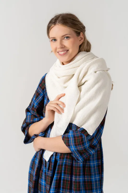 Elaine – Soft Cotton-Linen Triangle Scarf sold by Son de Flor